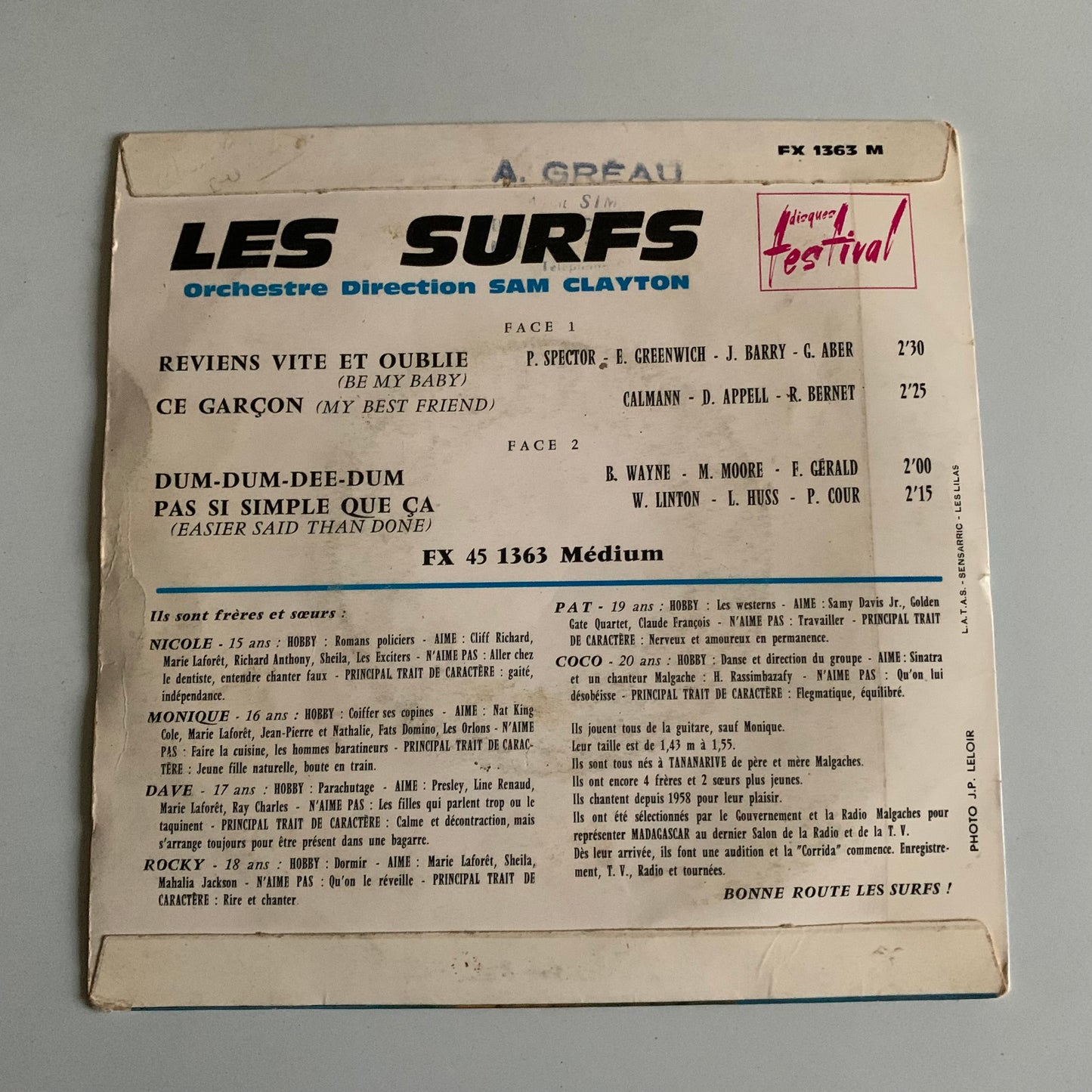 Les Surfs - Reviens Vite Et Oublie - Single 1963 Occasion