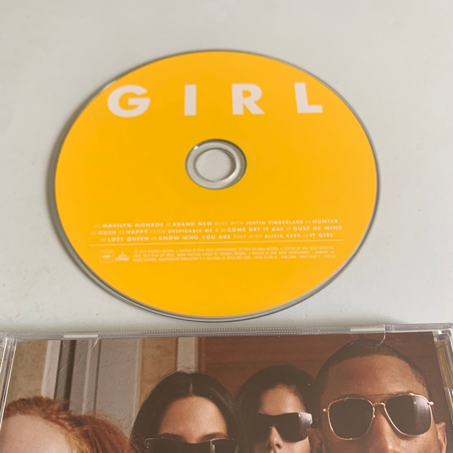 CD - Pharrell Williams - G I R L -2014 Occasion