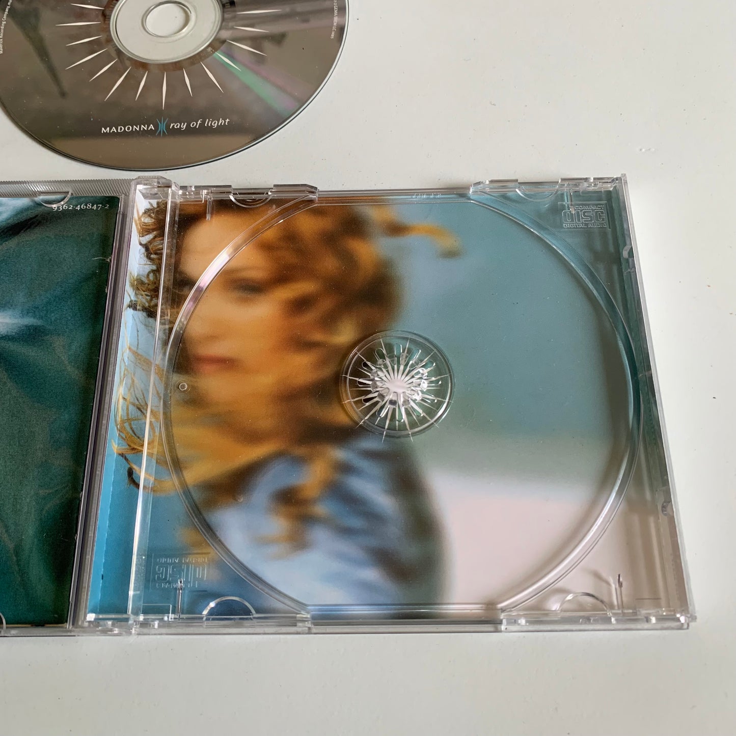 CD - Madonna - Ray Of Light - 1998 Occasion