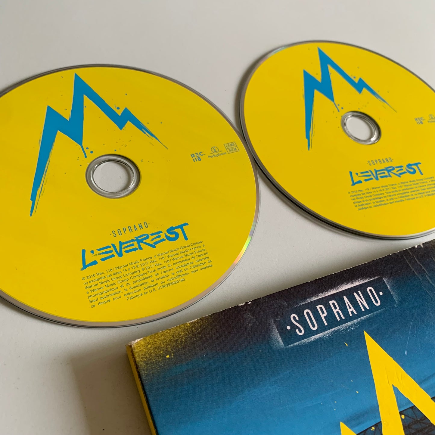 CD & DVD - Soprano - L'Everest - 2017 Occasion