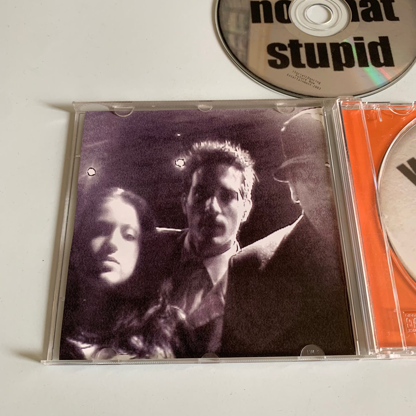 CD - Extra Extra! - We're Not That Stupid - 2003 Occasion