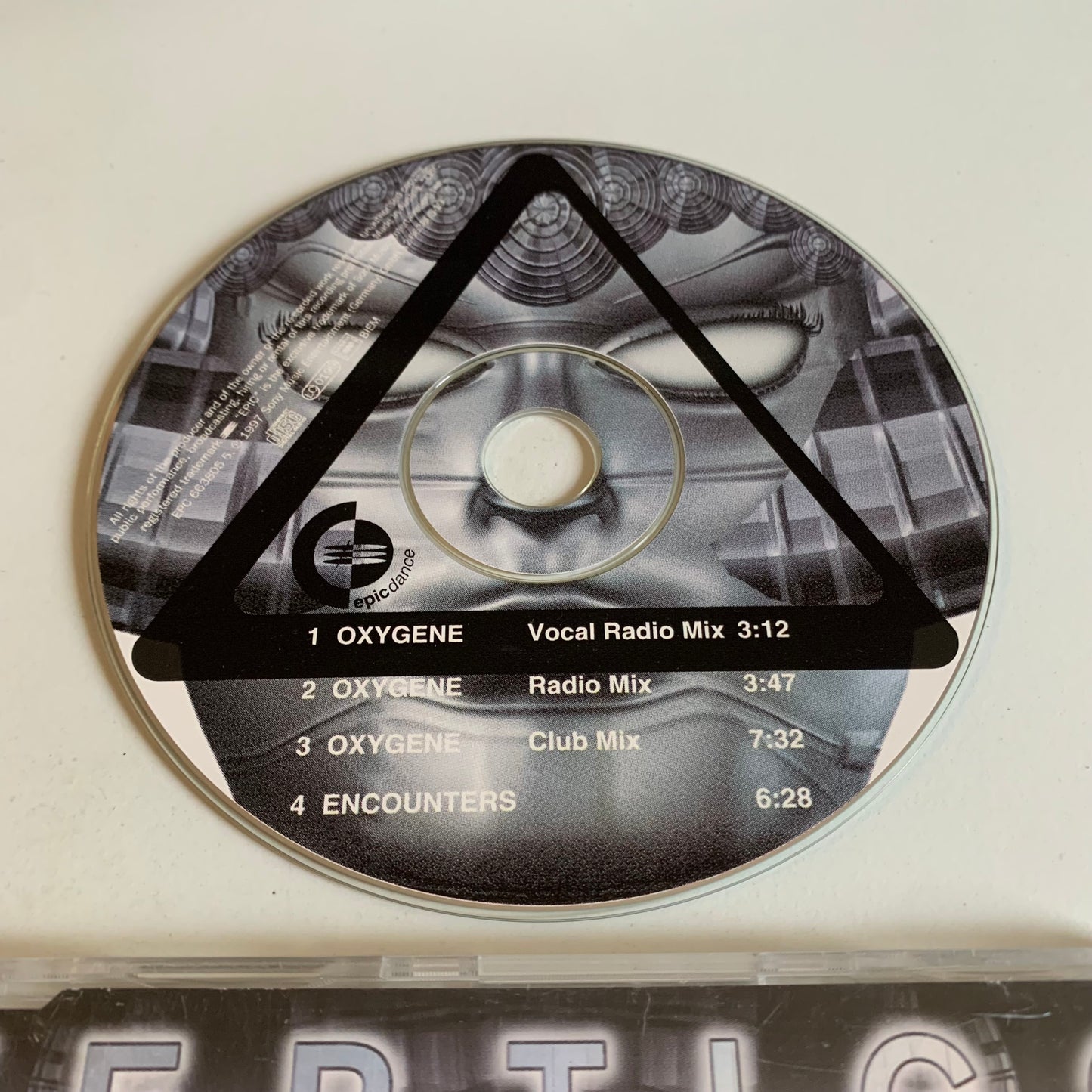 CD - Vertigo - Oxygene - Jean Michel Jarre - 1997 Occasion