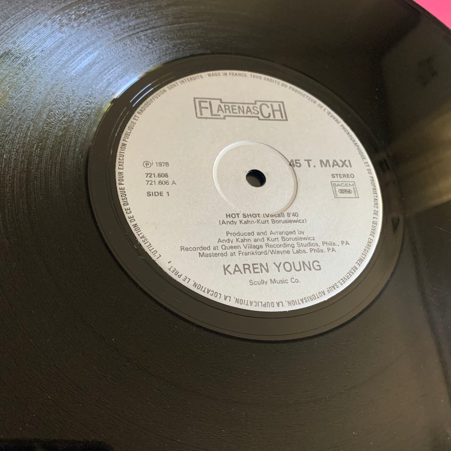 Karen Young - Hot Shot - Maxi Single 1978 Occasion