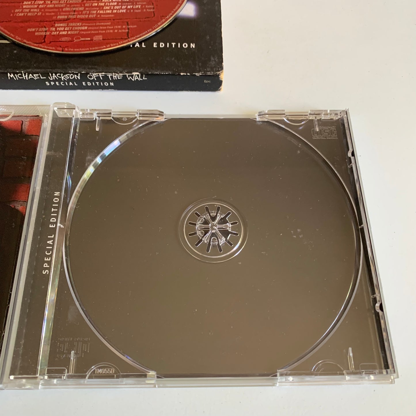 Michael Jackson - Off The Wall - 2001 Occasion