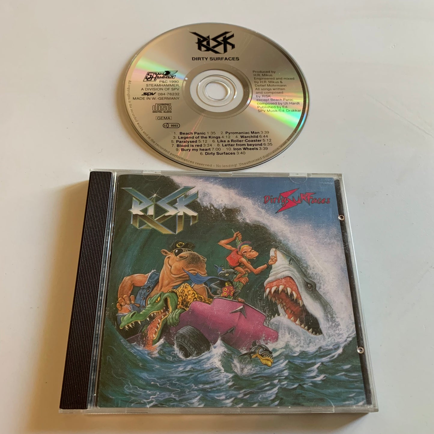 CD - Risk - Dirty Surfaces - 1990 Occasion