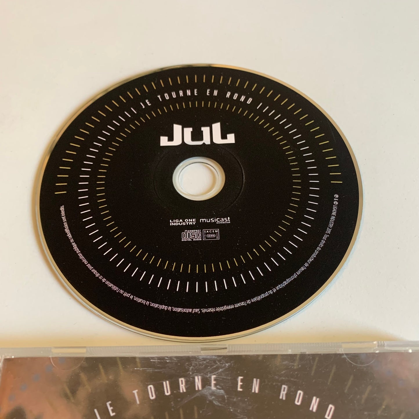 CD - Jul - Je Tourne En Rond - 2015 Occasion