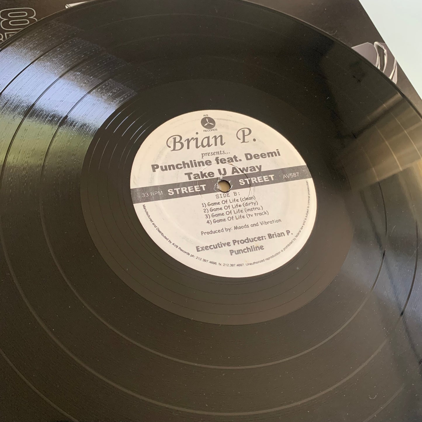 Brian P. Punchline feat Deemi - Take U Away - Single 2006 Occasion