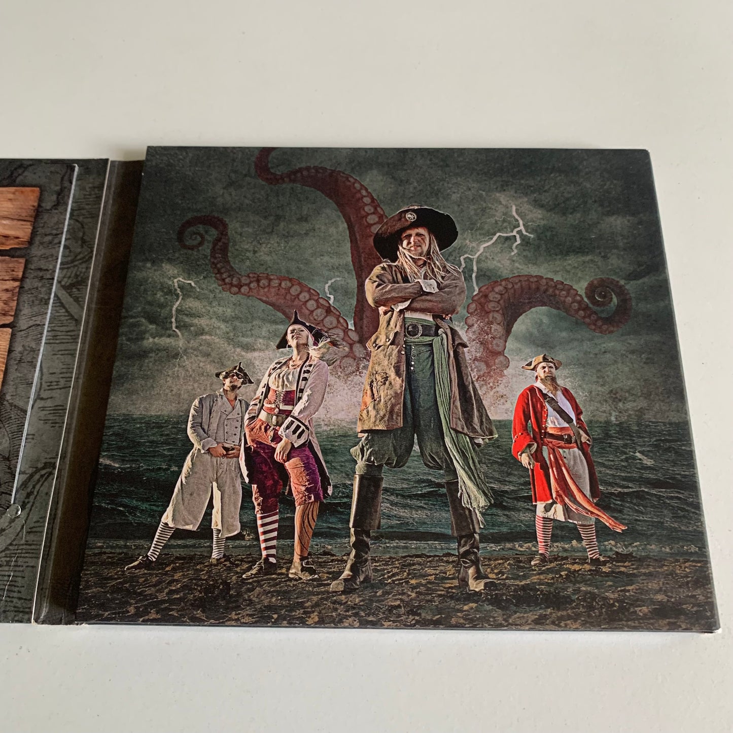 Mr. Hurley & Die Pulveraffen - Leviathan - 2019 Occasion