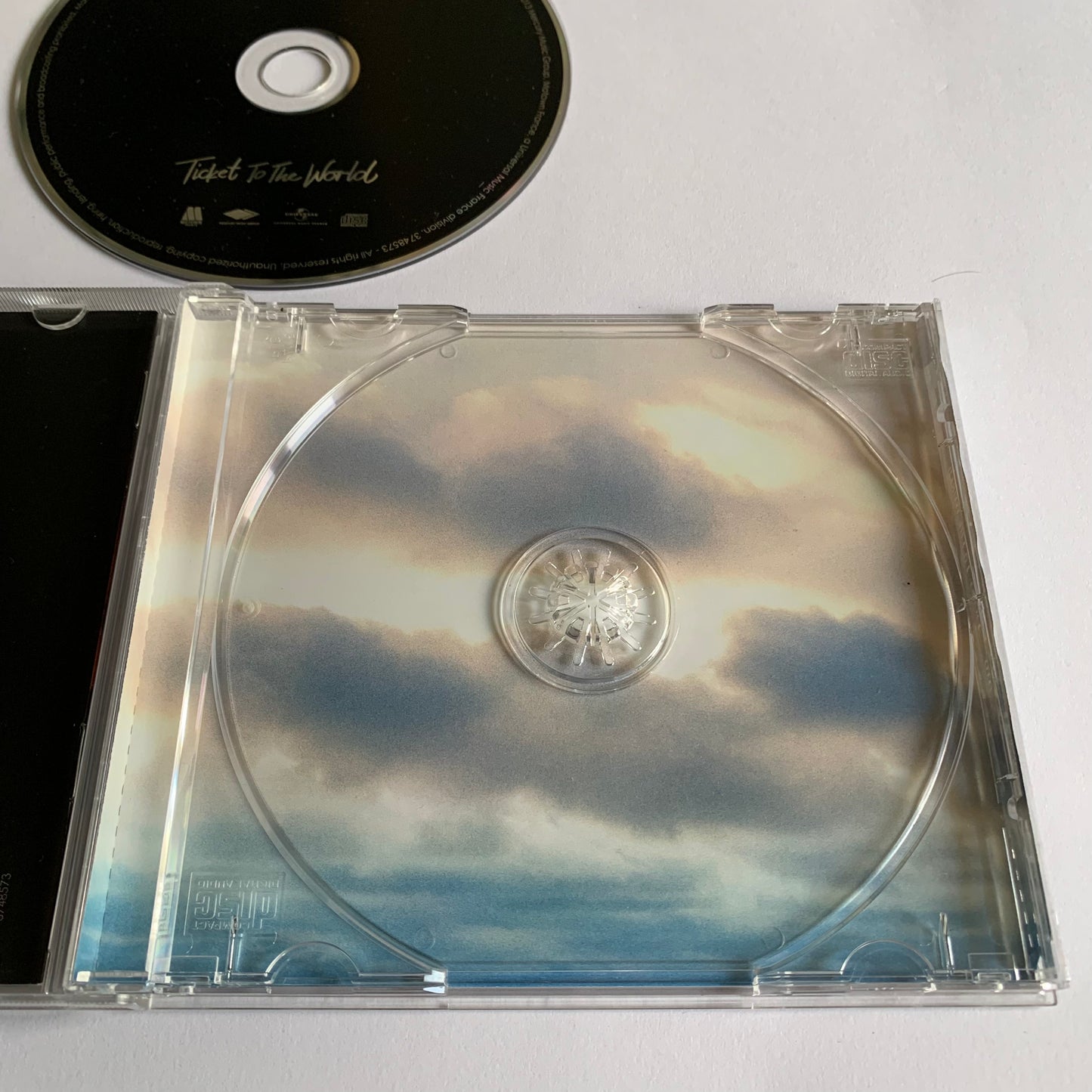 Ayo - Ticket To The World 2013 Occasion