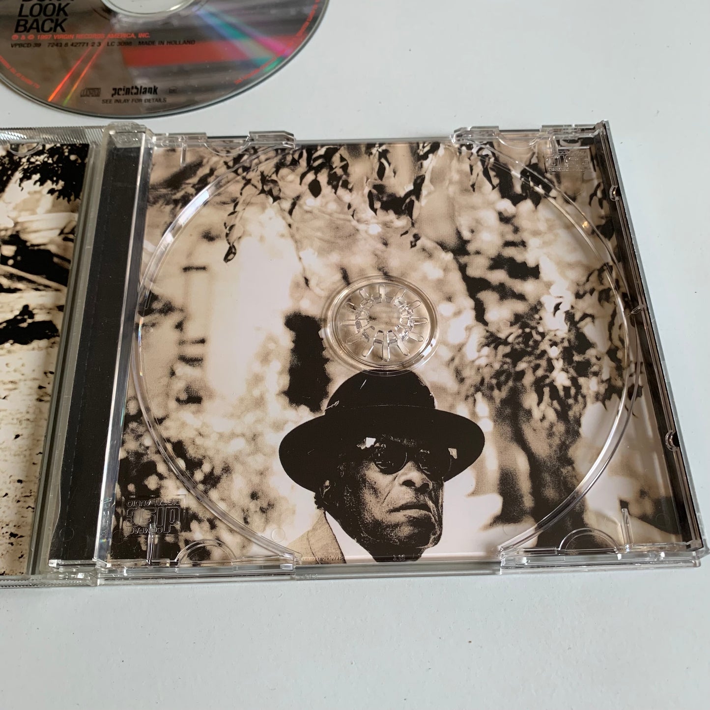 CD - John Lee Hooker - Don't Look Back - 1997 Occasion