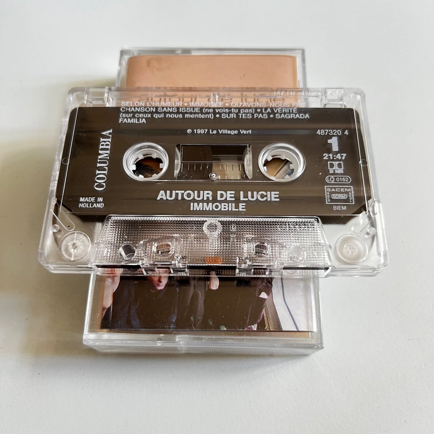 Autour De Lucie - Immobile - 1997
