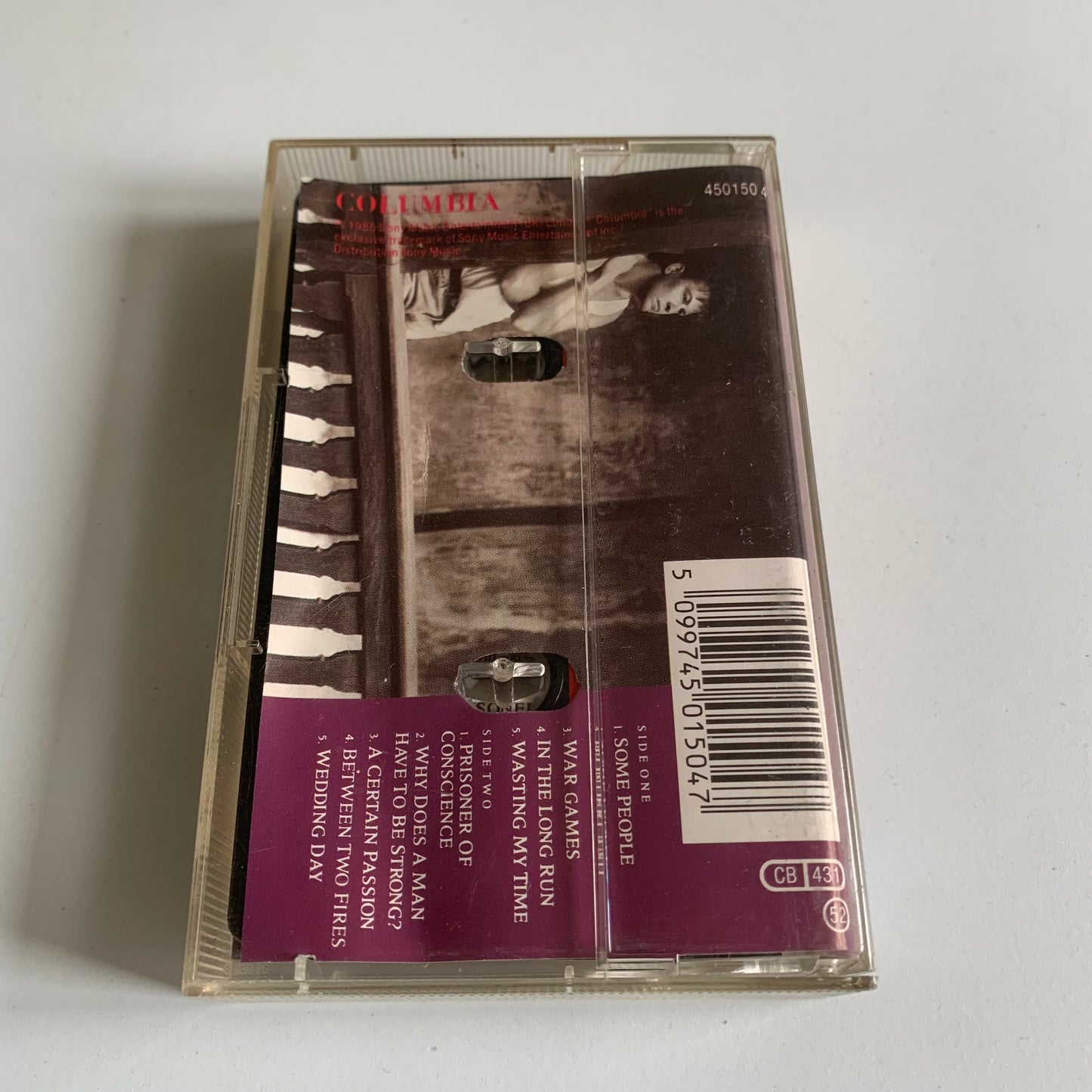 Paul Young - Between Two Fires - Occasion