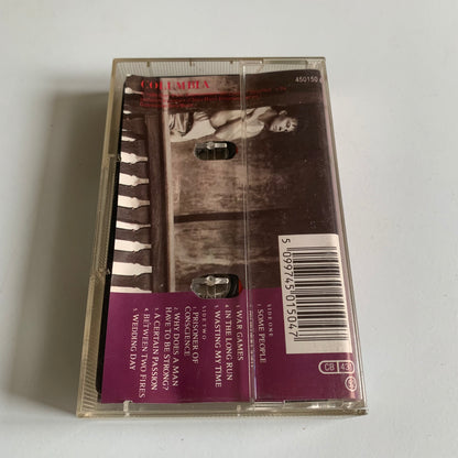 Paul Young - Between Two Fires - Occasion