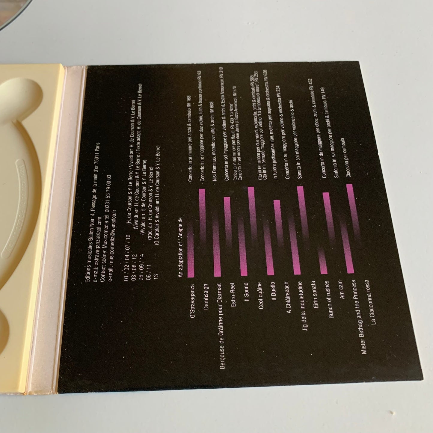 CD - Hughes De Courson - O’stravaganza - 2001 Occasion