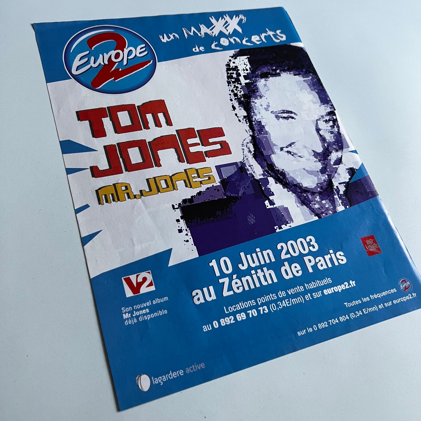 Affiche Originale Concert Tom Jones 2003 - Page de Magazine 30x23cm
