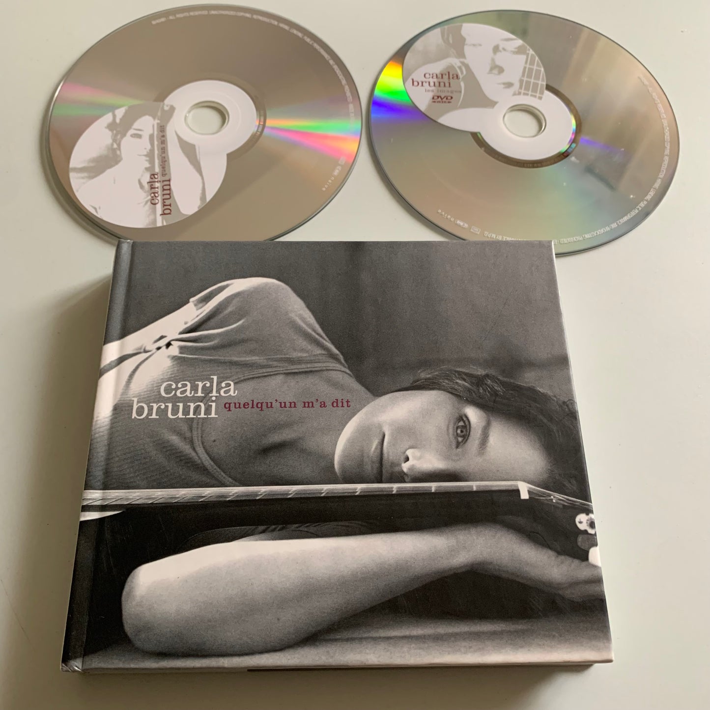 Carla Bruni - Quelqu'un M'a Dit - 2003 Occasion