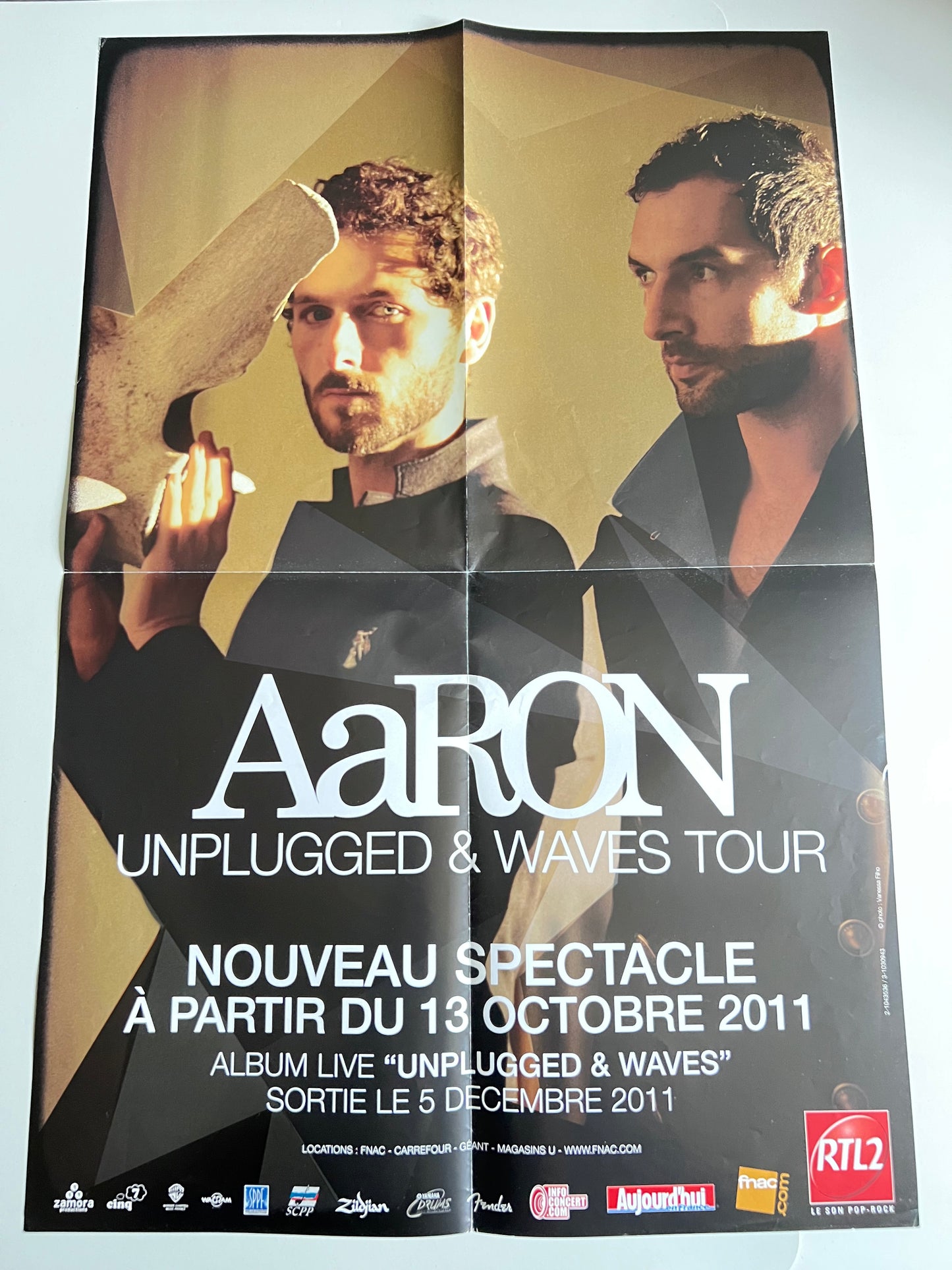 Affiche Poster Original Concert Aaron Unplugged & Waves Tour 2011 - 60x40cm