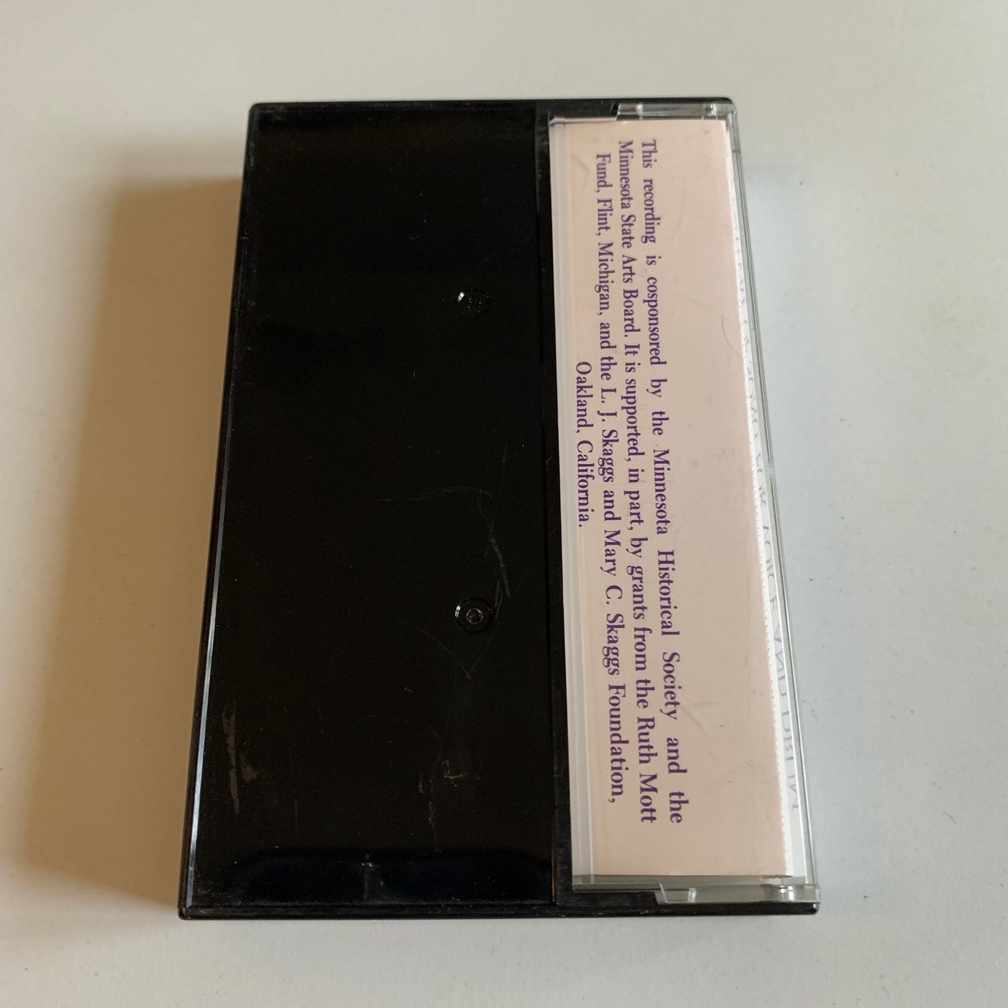 Ojibway Music From Minnesota: A Century Of Song For Voice And Drum - 1989 Occasion