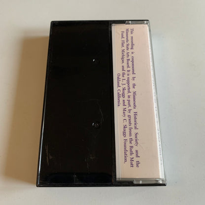 Ojibway Music From Minnesota: A Century Of Song For Voice And Drum - 1989 Occasion