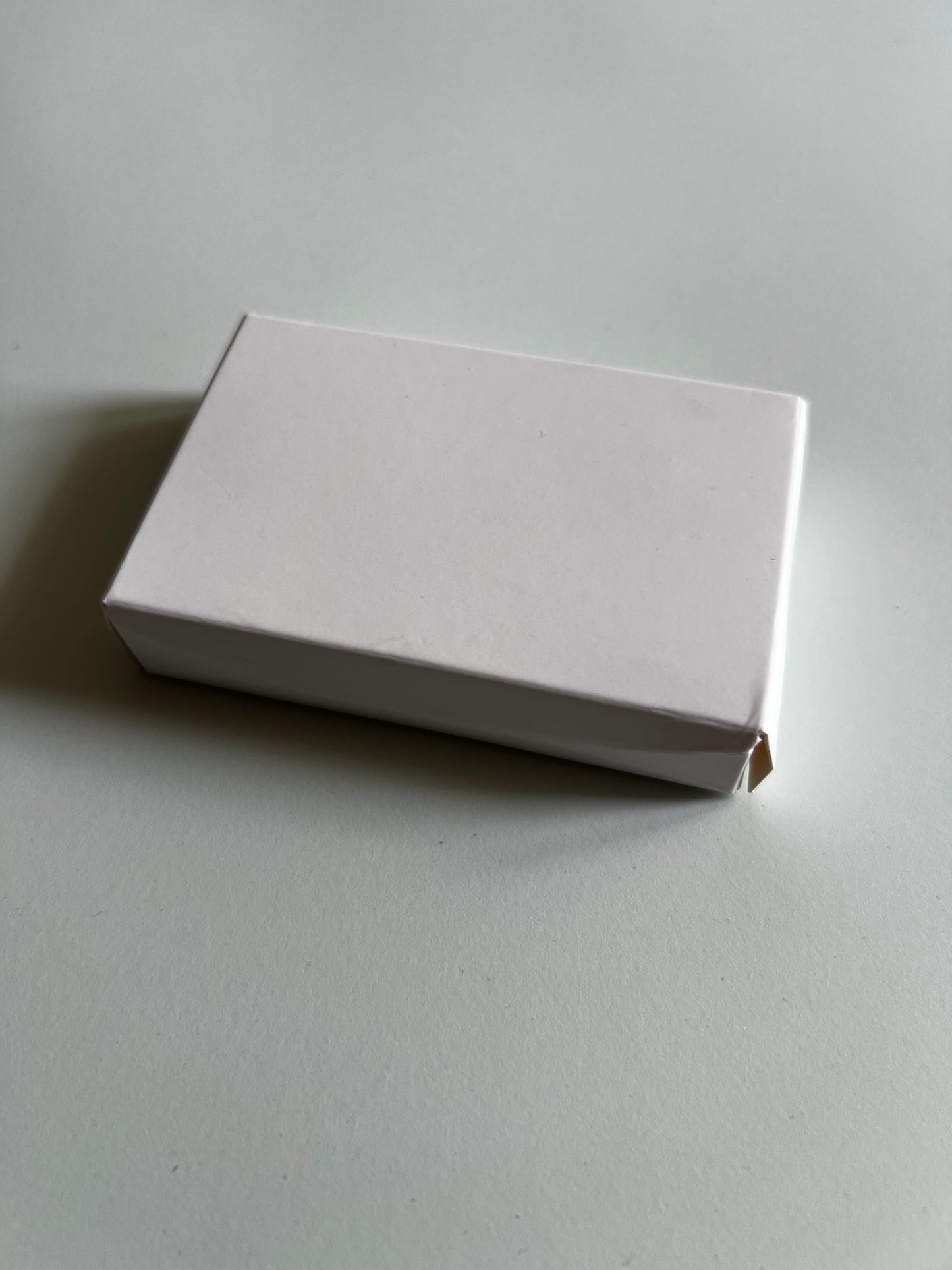 Miki - Graou - Porte-clé USB Macbook Contenant L’Album Industry Plant