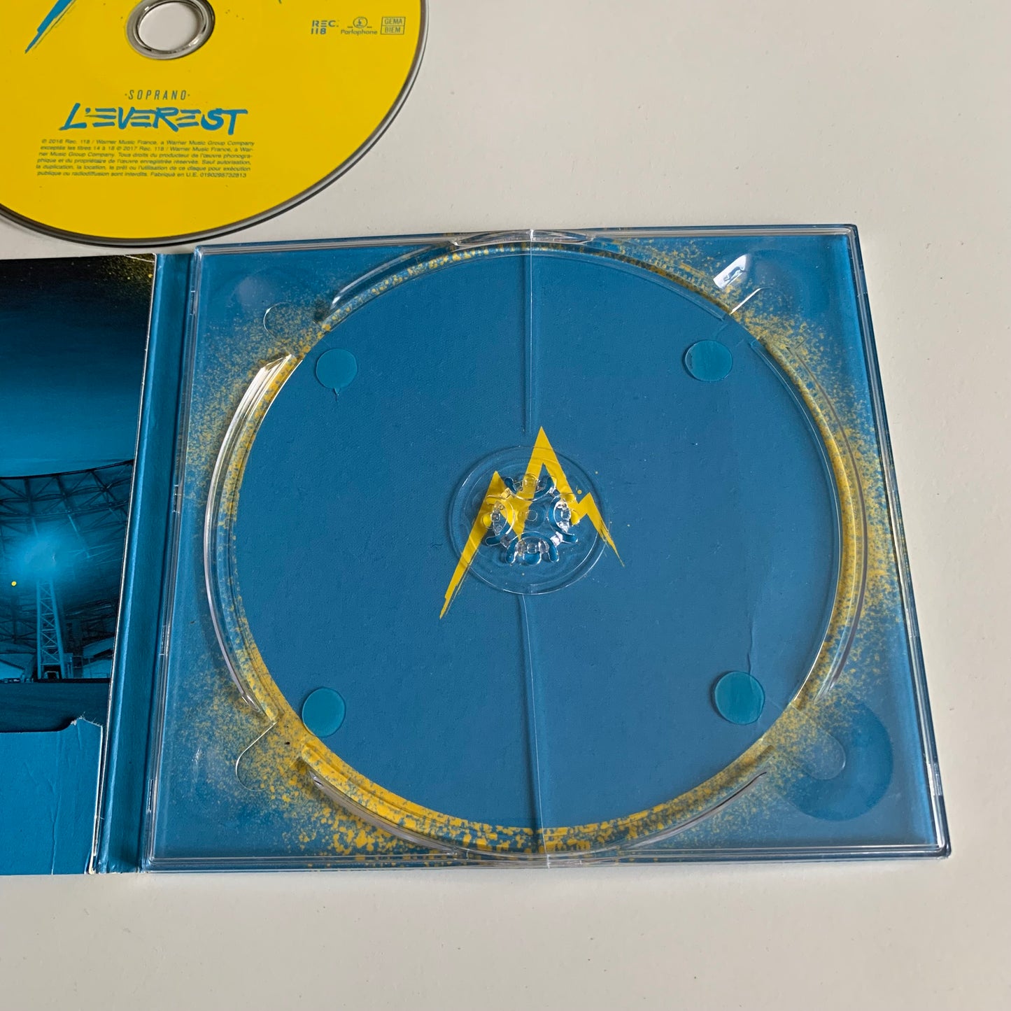 CD & DVD - Soprano - L'Everest - 2017 Occasion