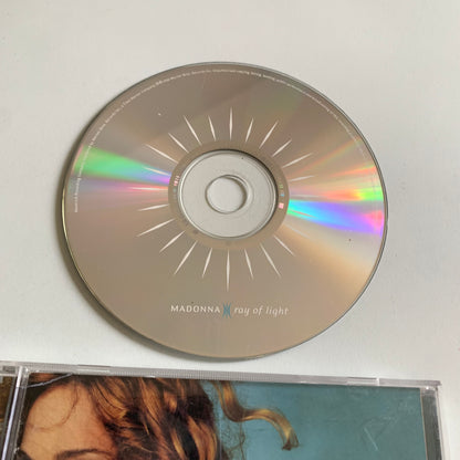 CD - Madonna - Ray Of Light - 1998 Occasion