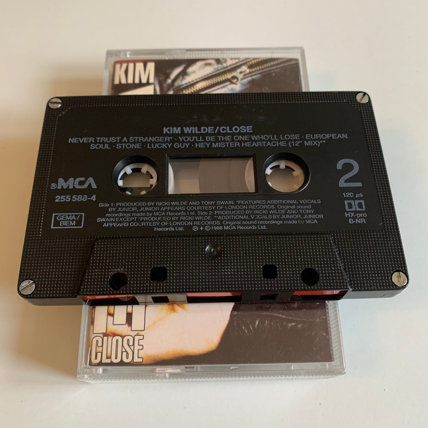 Kim Wilde - Close - 1988