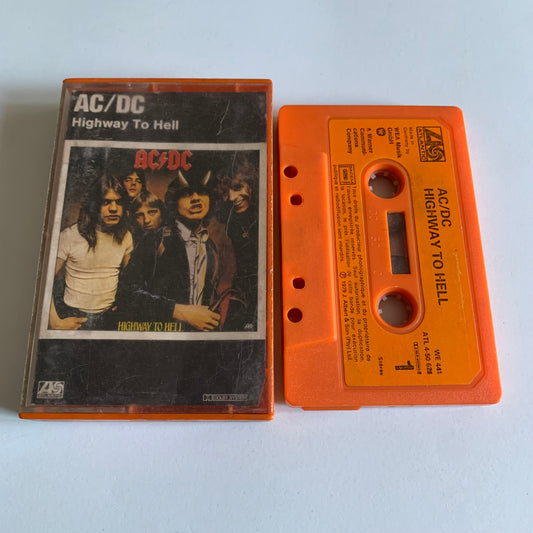 AC/DC - Highway To Hell - 1979