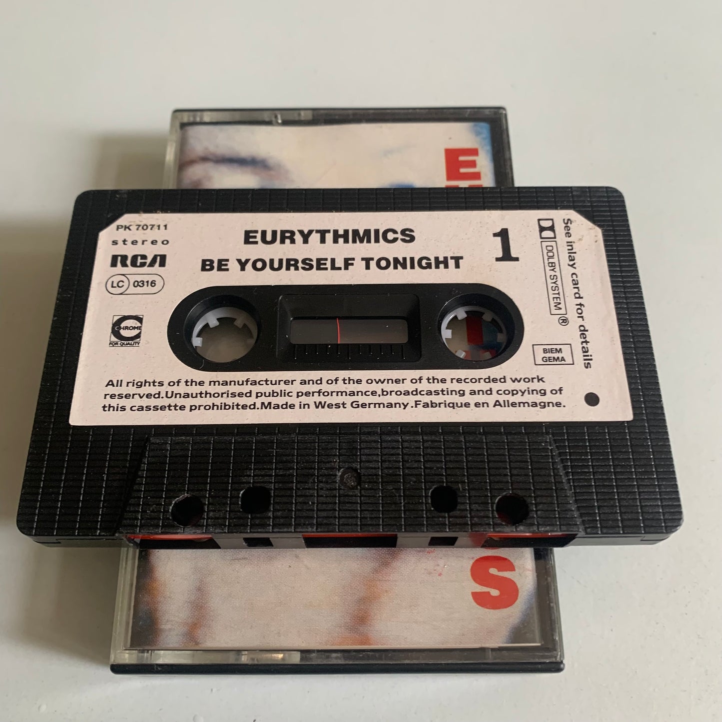 Eurythmics - Be Yourself Tonight - 1985 Occasion