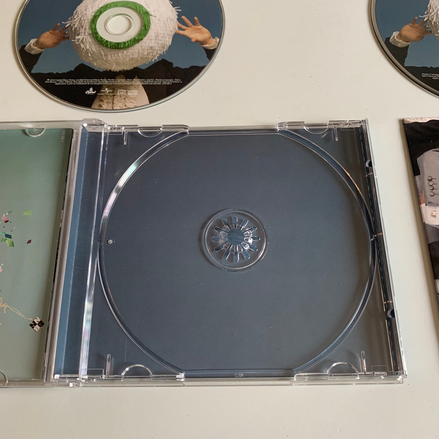 CD et Single - Naive New Beaters - A La Folie - 2016 Occasion