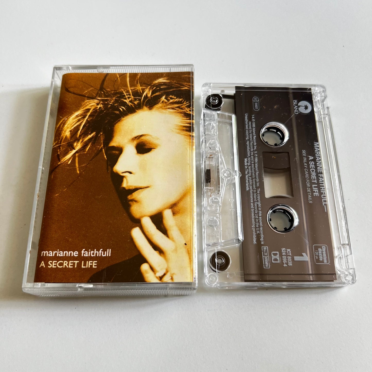 Marianne Faithfull - A Secret Life - 1995