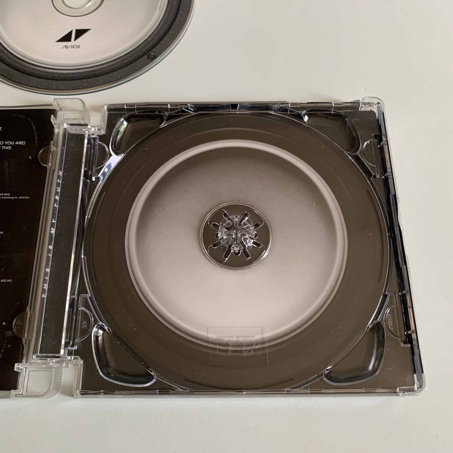 CD - Avicii - True - 2013 Occasion