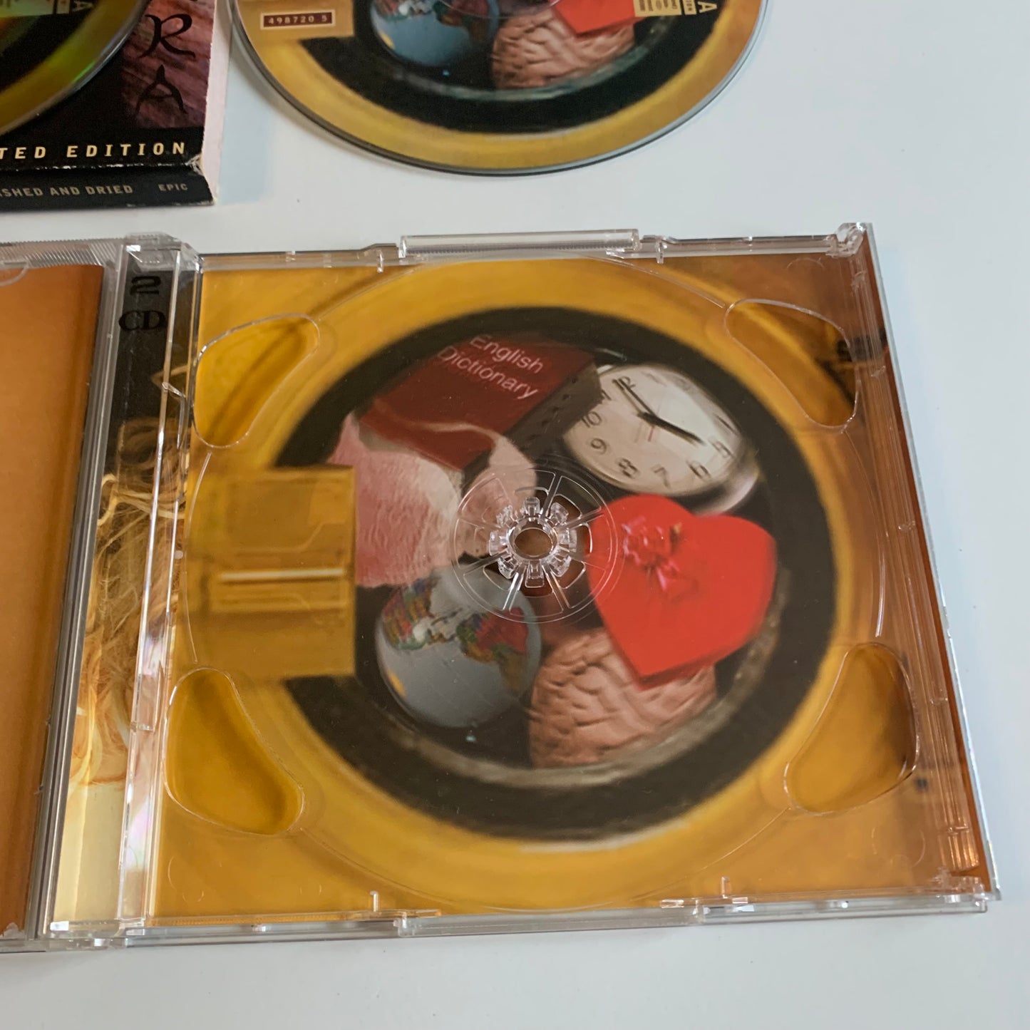 CD & DVD - Shakira - Laundry Service: Washed And Dried - 2002 Occasion