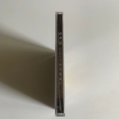 113 - Universel - 2010 Neuf