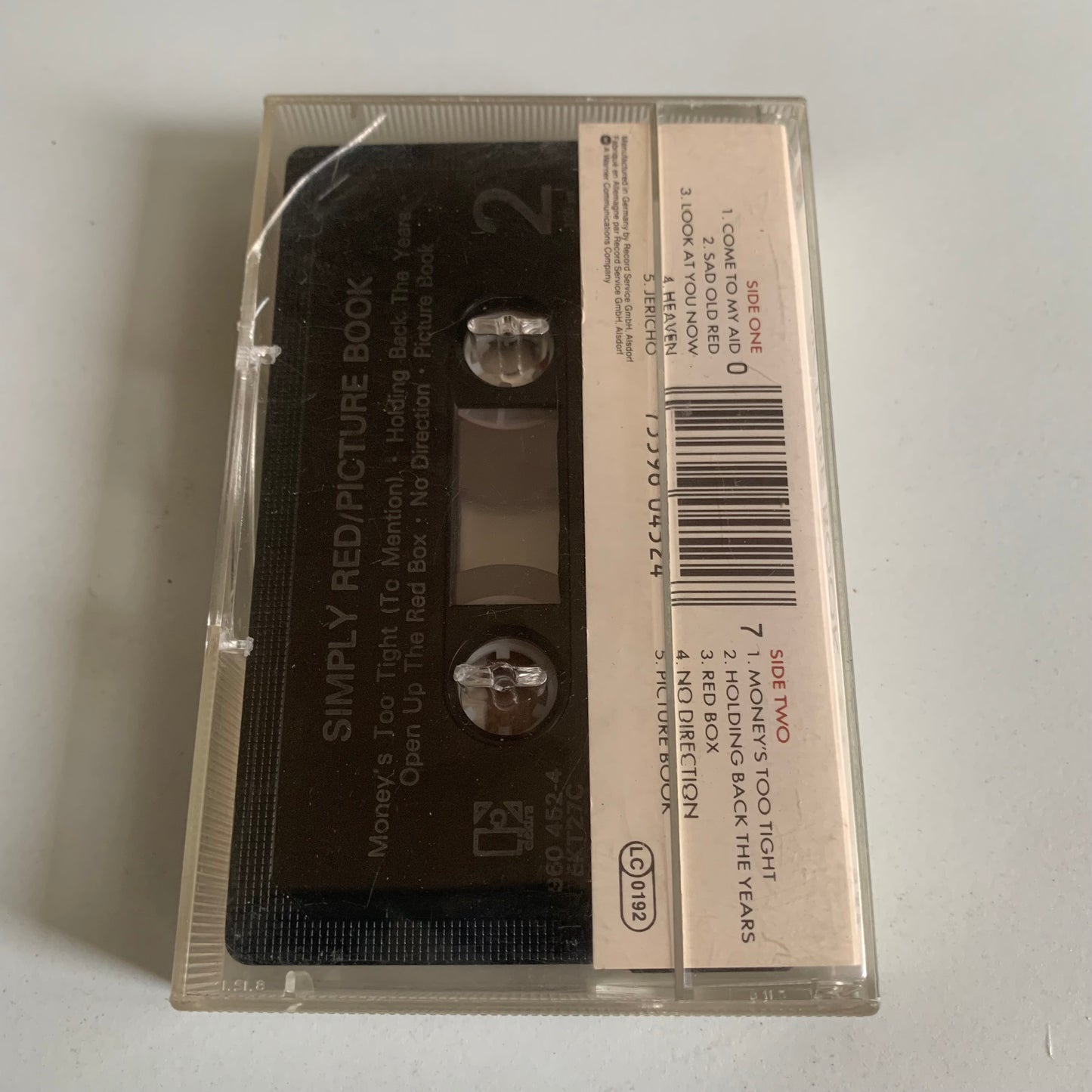 Simply Red - Picture Book - 1985 Occasion