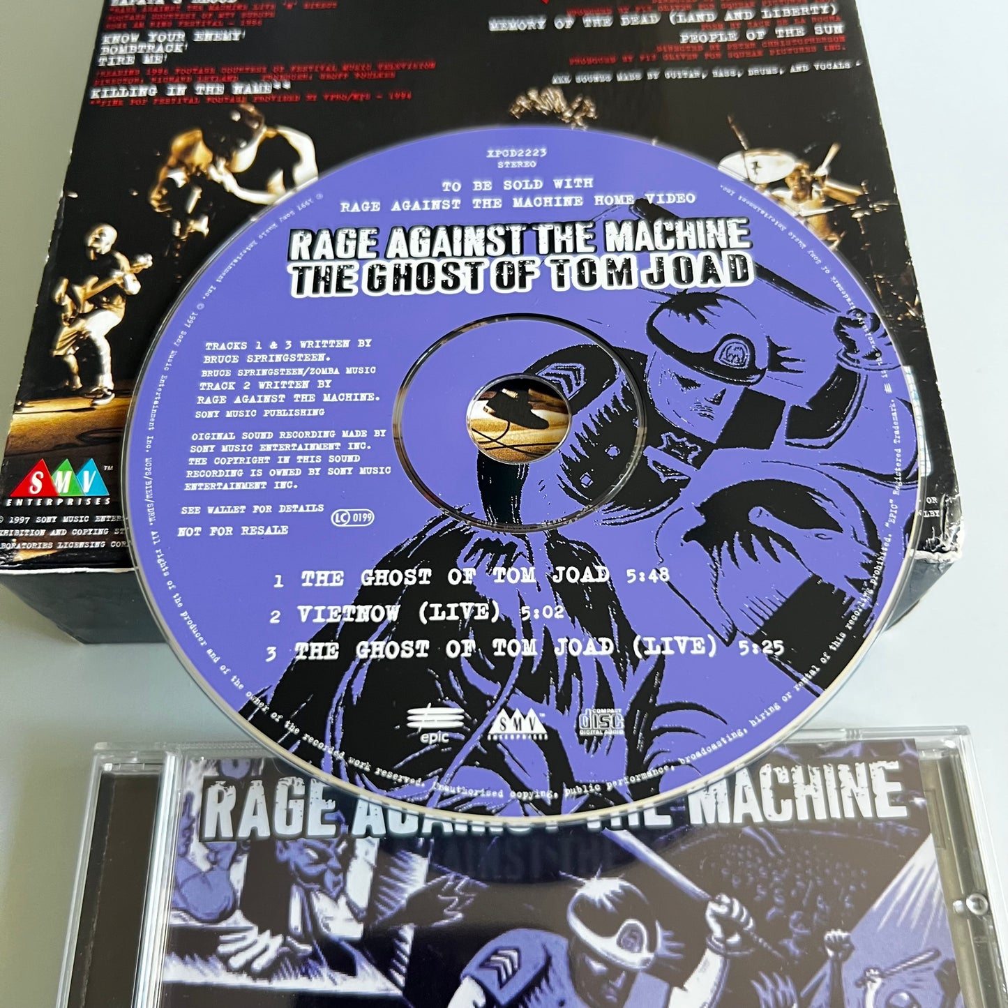 VHS & CD - Rage Against The Machine - 1997