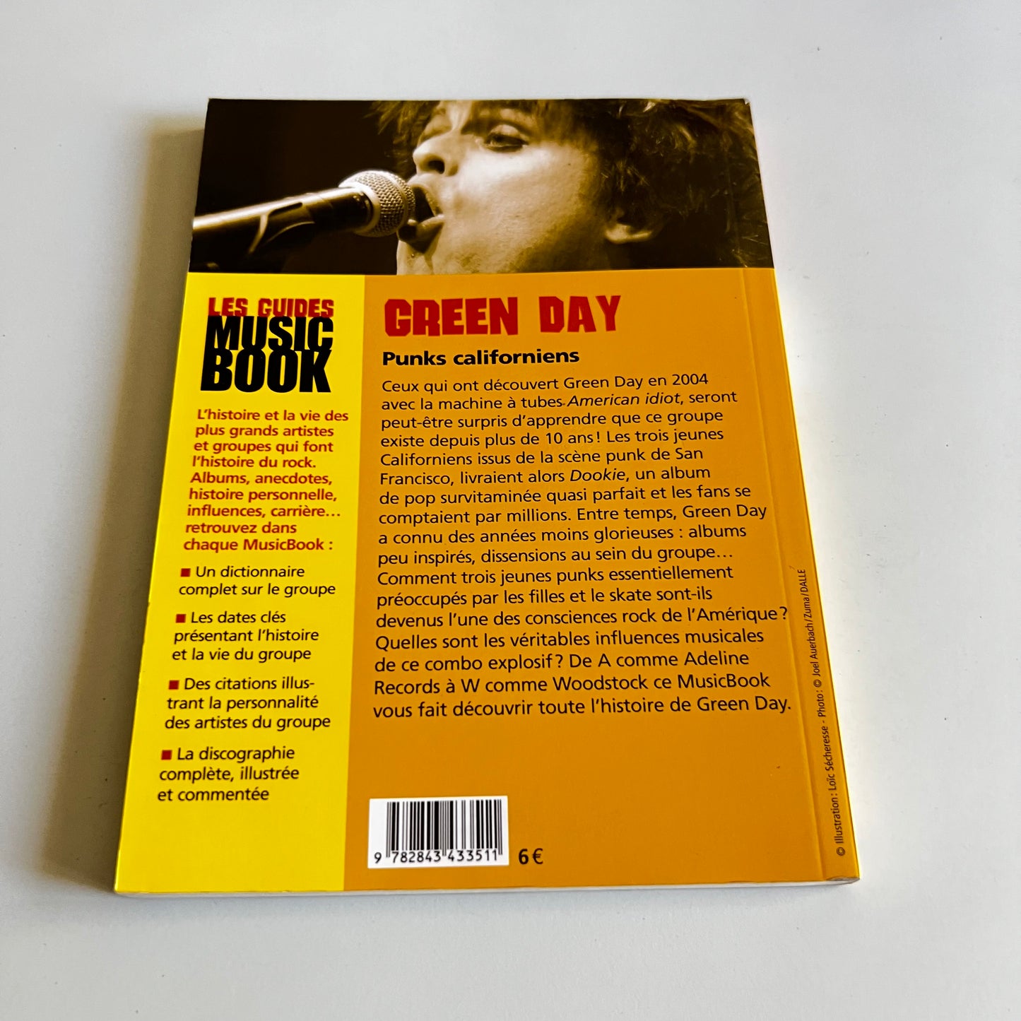 Livre - Green Day - Les Guides Music Book de A à Z