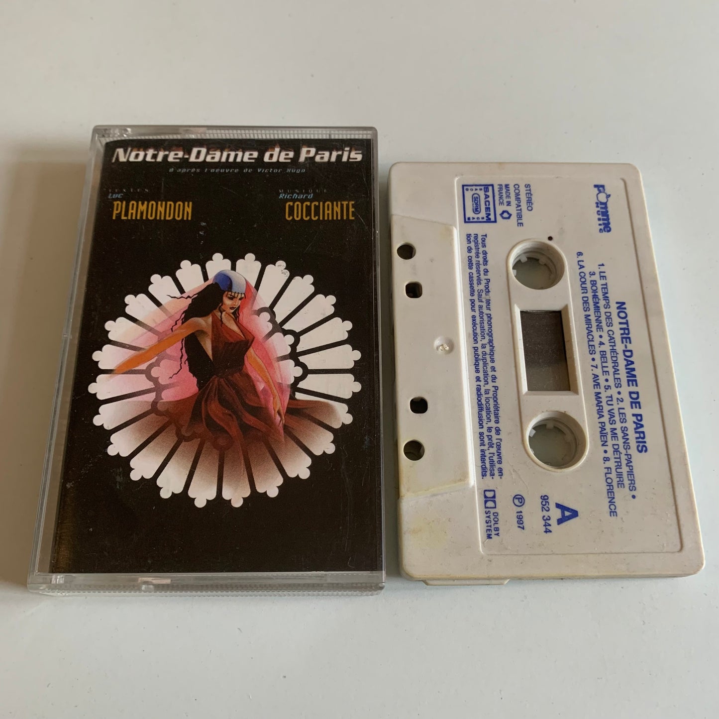 Notre-Dame De Paris - Luc Plamondon - Richard Cocciante - 1997 Occasion✨