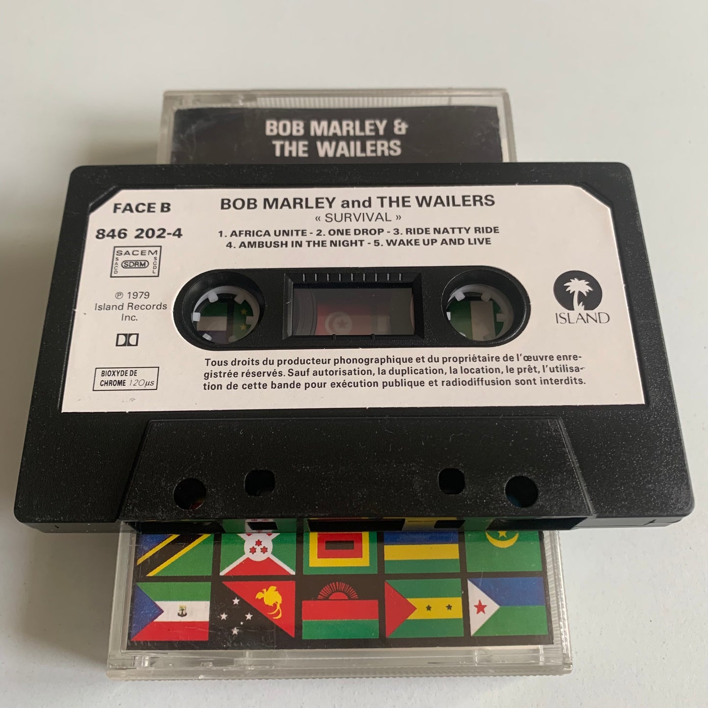 Cassette audio - Bob Marley & The Wailers - Survival - 1979 Occasion