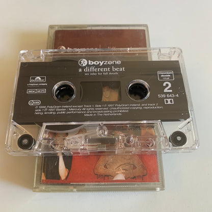 Boyzone - A Different Beat - 1997 Occasion