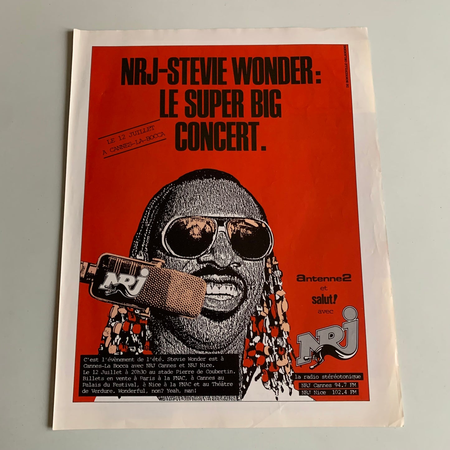 Affiche Originale Stevie Wonder - Concert Cannes 1984 - Page de Magazine 30x23cm