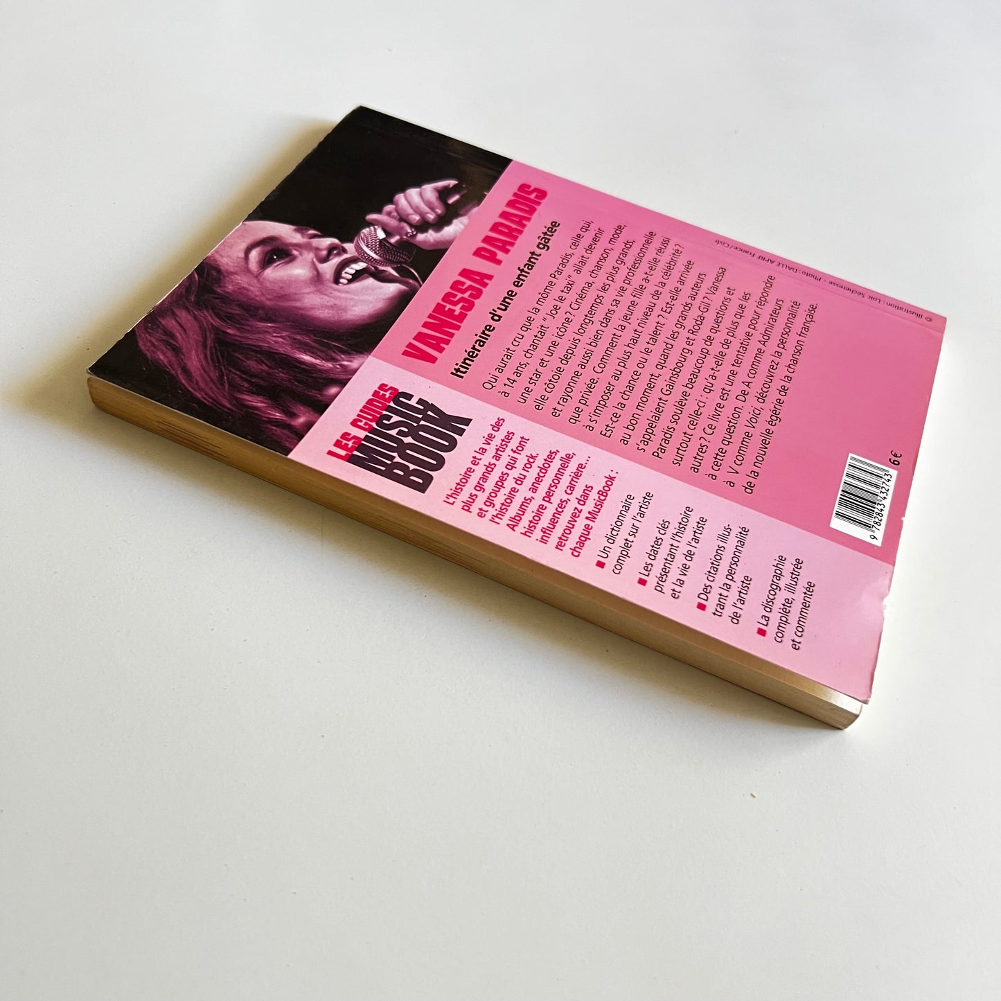 Livre - Vanessa Paradis - Les Guides Music Book de A à Z