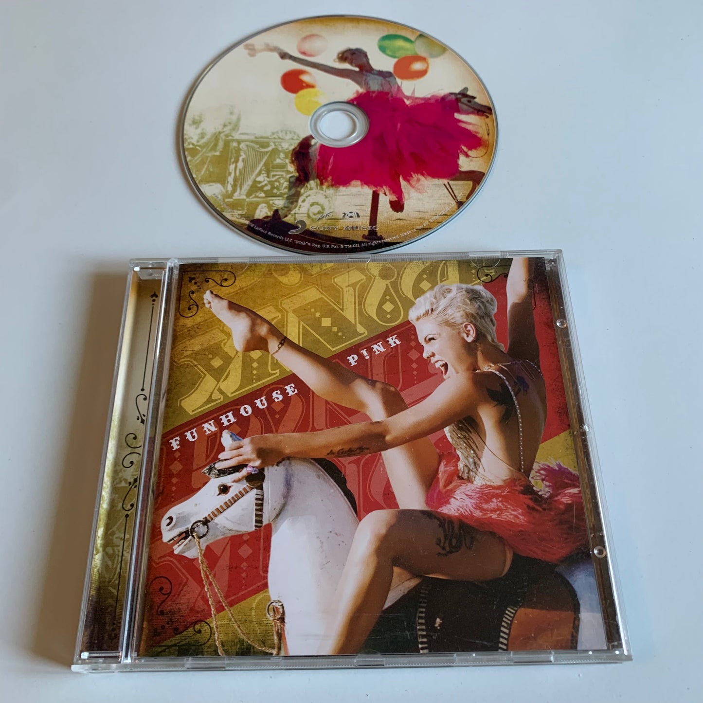 CD - P!NK Pink - Funhouse - 2008