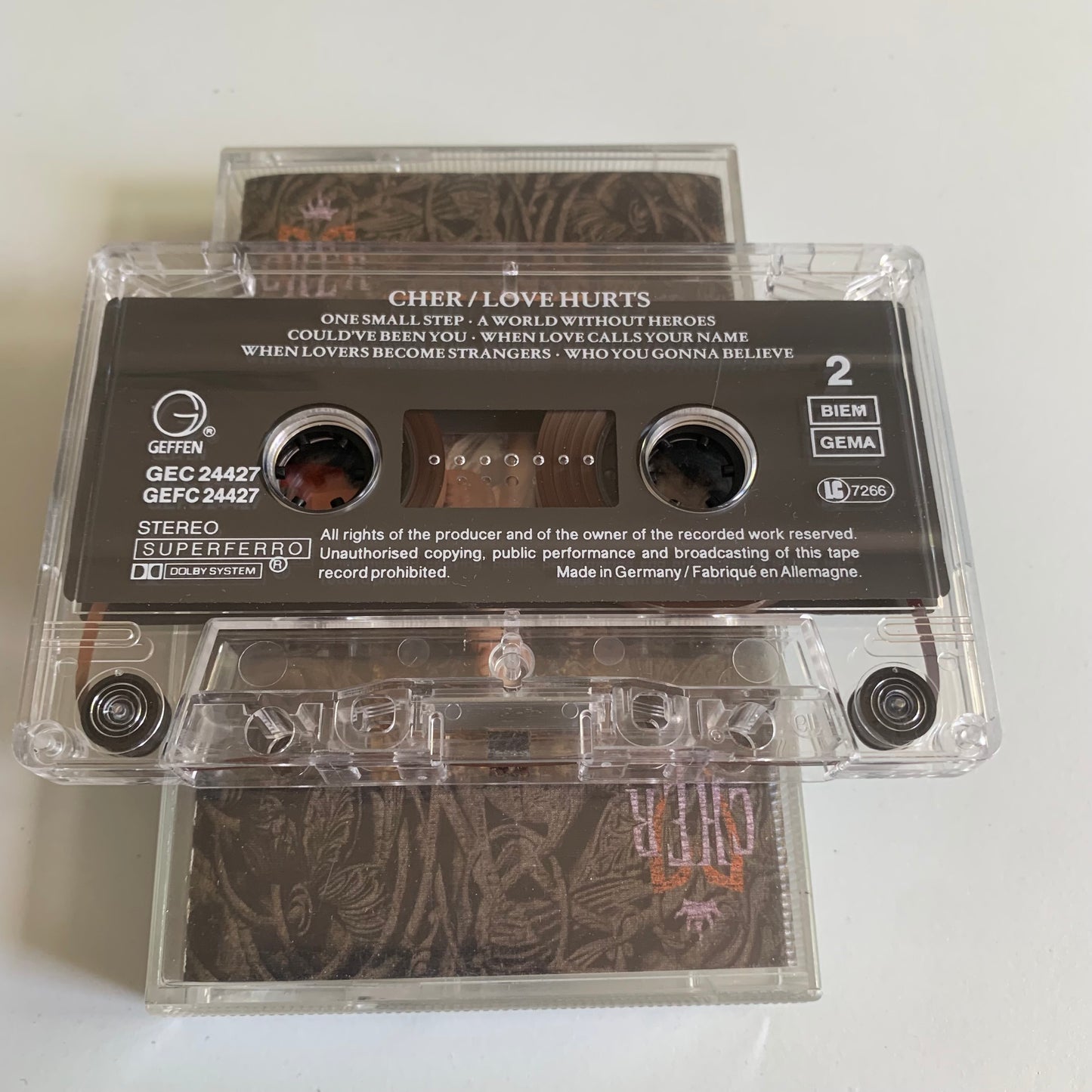 Cassette audio - Cher - Love Hurts - 1991