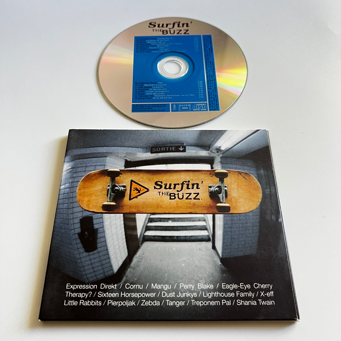 CD - Compilation - Surfin' The Buzz - 1998