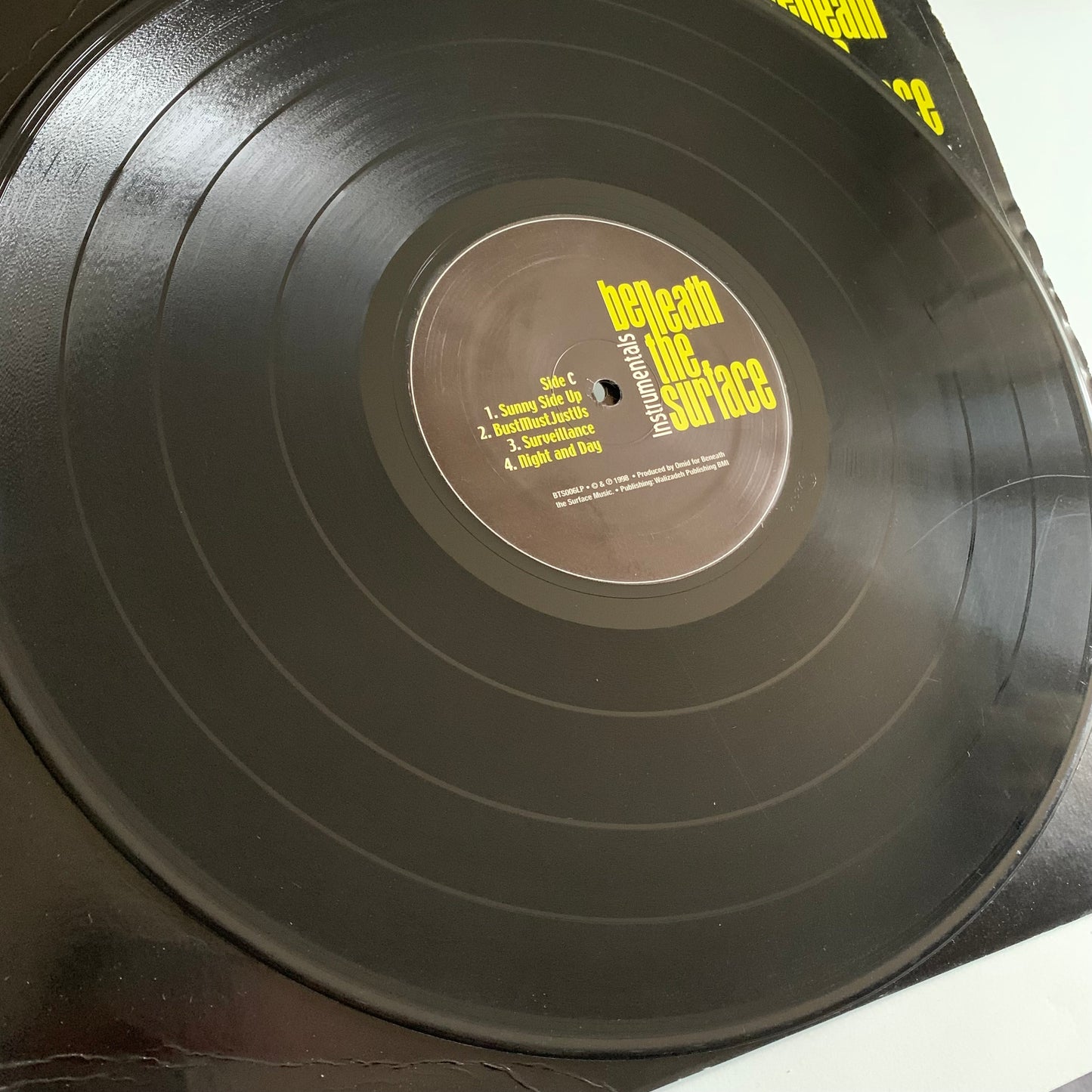 Omid - Beneath The Surface (Instrumentals) - Double LP 2004 Occasion