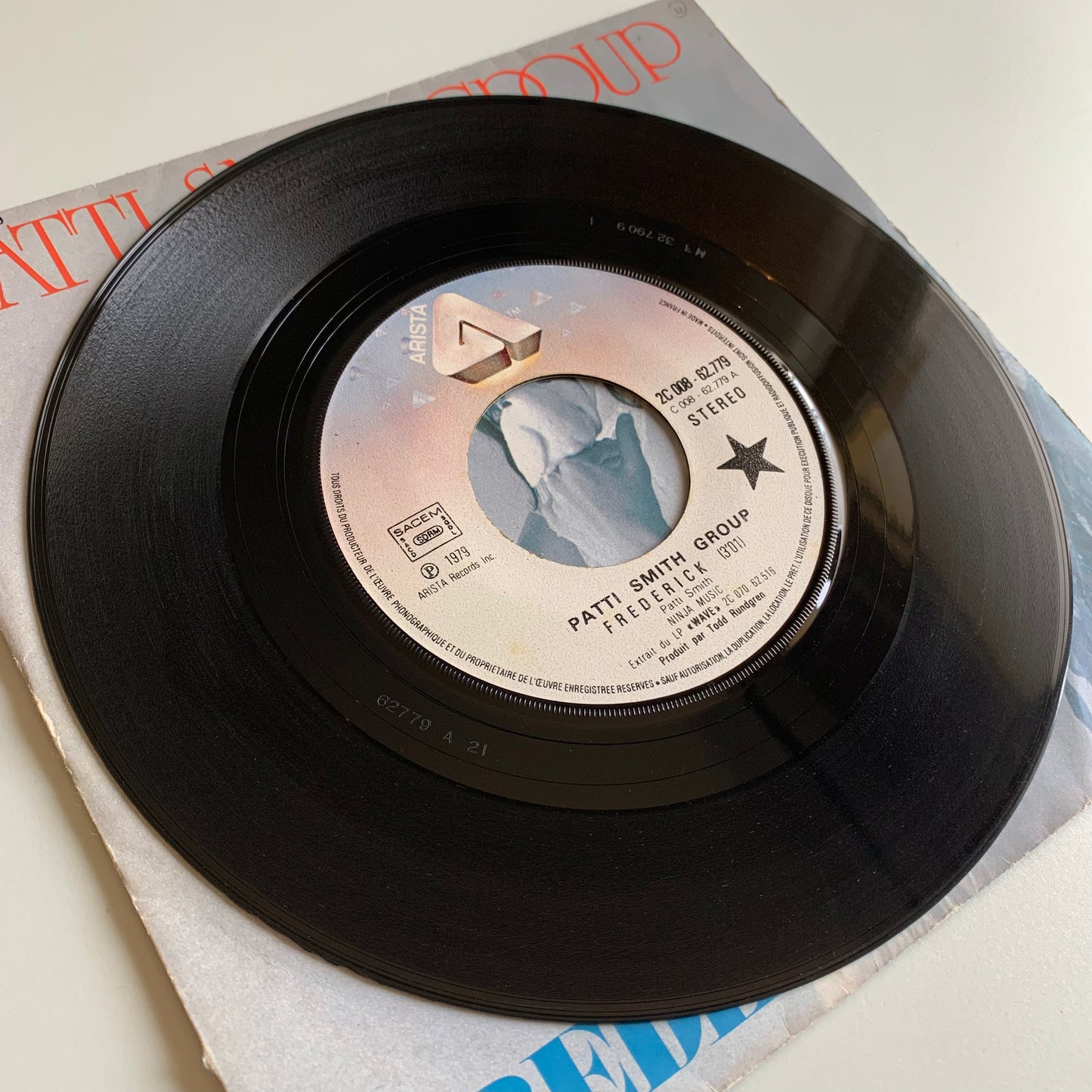 Patti Smith Group - Frederick - 45 tours 1979 Occasion